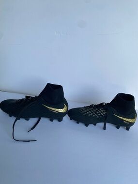 Nike Hypervenom Dynamic Fit Soccer Cleats